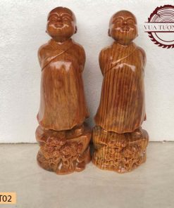 Tượng gỗ chú tiểu vạn sự tùy duyên gỗ huyết long TCT02
