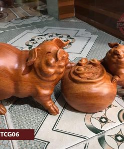 heo mẫu tử gỗ hương đỏ Việt TCG06