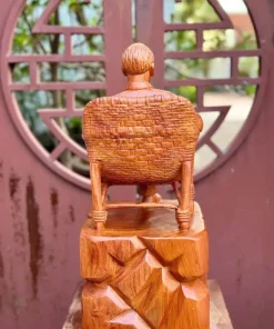 Tượng Bác Hồ Ngồi Đọc Sách Gỗ Hương TBH06
