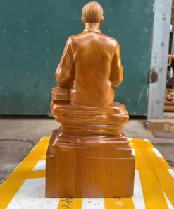 Tượng Bác Hồ Để Bàn Gỗ Bách Xanh TBH01